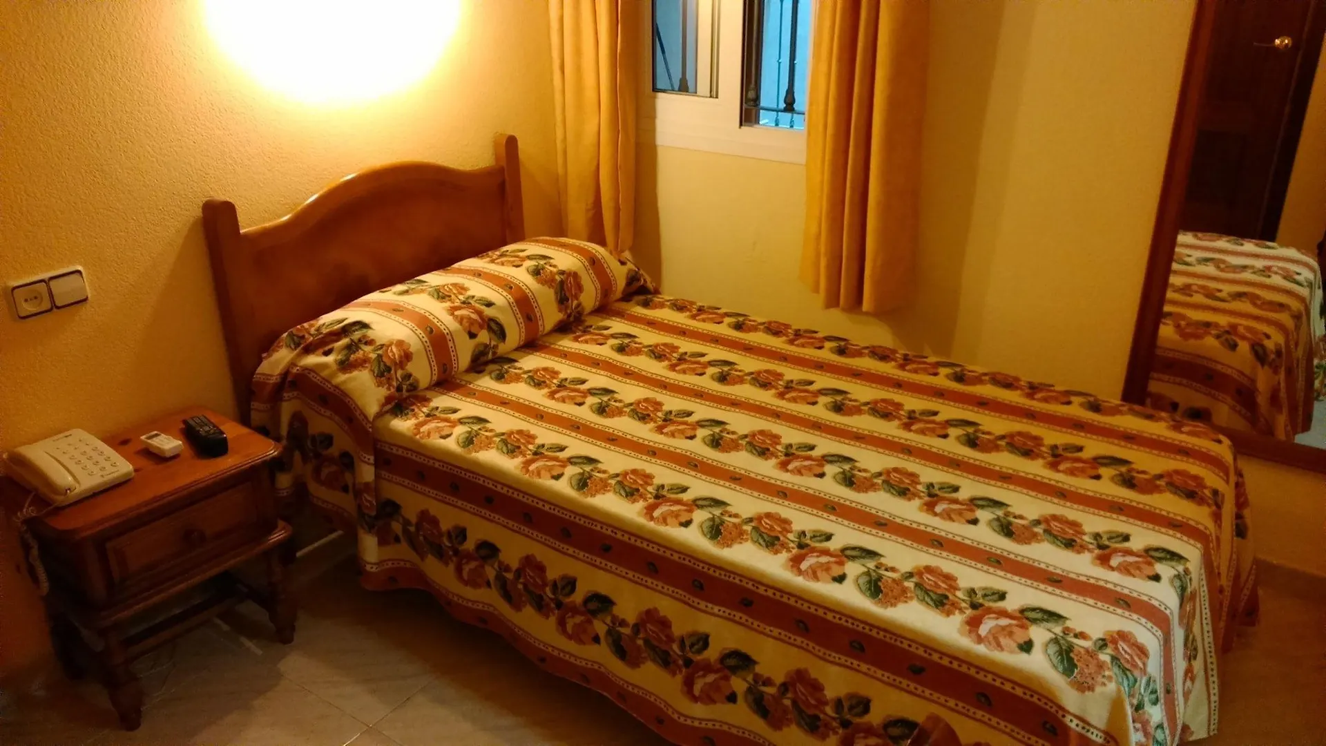 Hostal Italia Fuengirola 2*,  Espagne